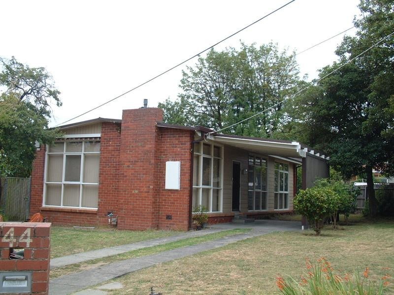 44 Medina Road, Glen Waverley VIC 3150