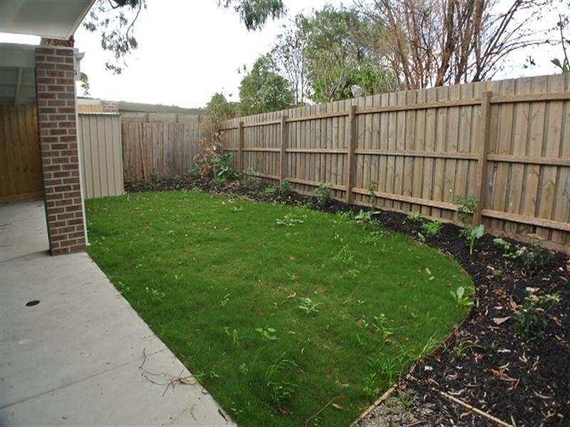 2/5 Clunies Ross Crescent, Mulgrave VIC 3170