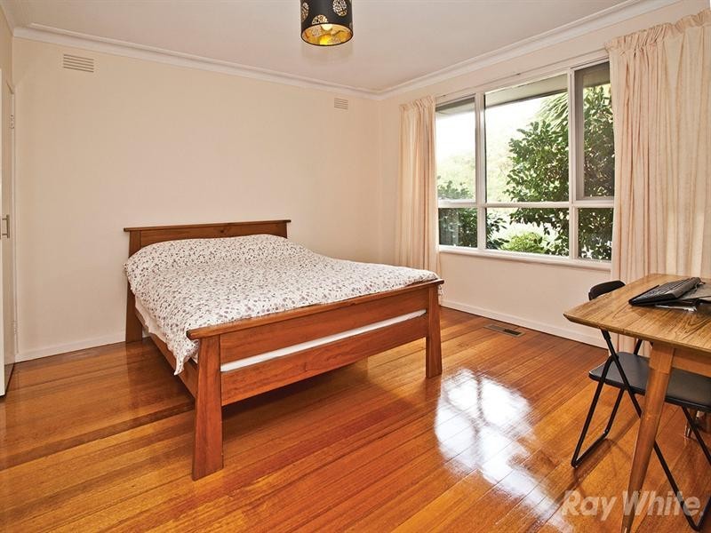 1/48 Delmore Crescent, Glen Waverley VIC 3150