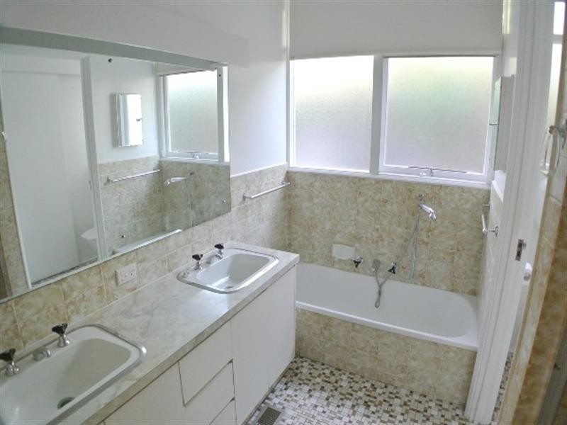 466 Blackburn Road, Glen Waverley VIC 3150