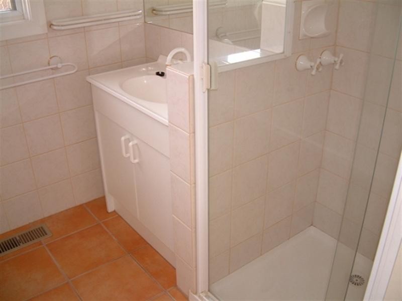 1/36 Cambridge Drive, Glen Waverley VIC 3150