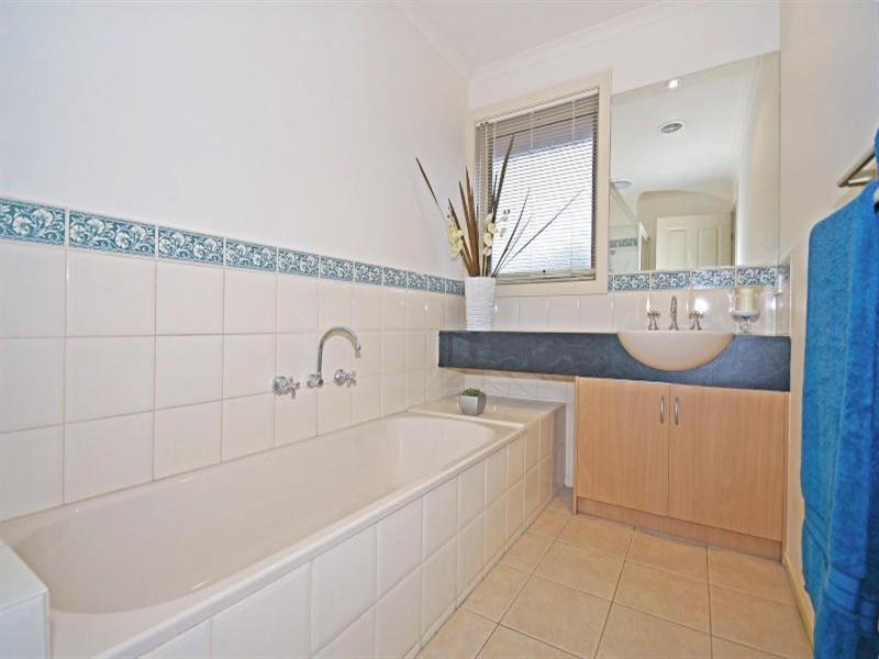 3/2 Edna Street, Mount Waverley VIC 3149