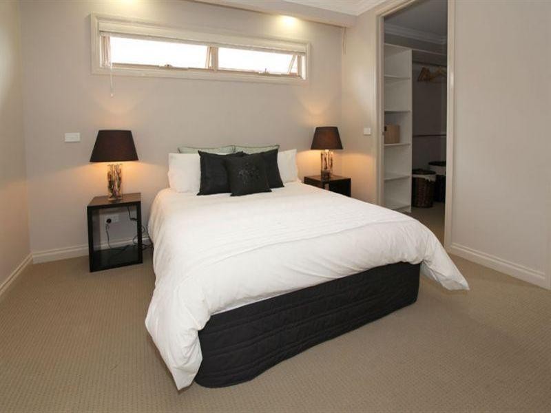 3a Chivers Avenue, Glen Waverley VIC 3150