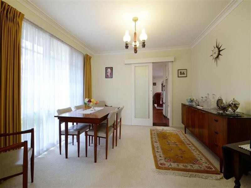 2 Lilian Street, Glen Waverley VIC 3150
