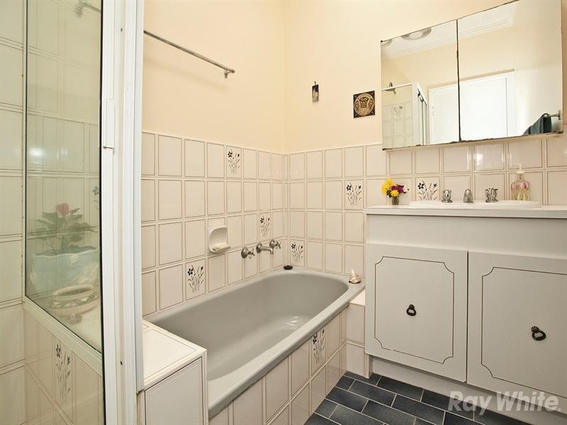 2 Bithel Street, Glen Waverley VIC 3150