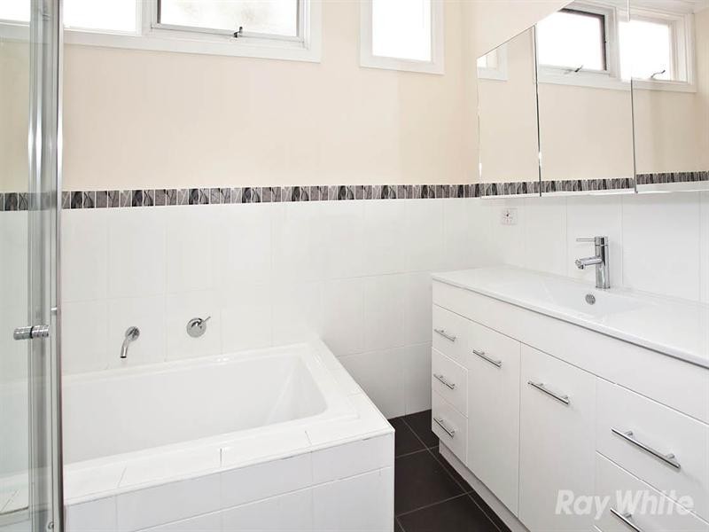 13 Grevillia Court, Glen Waverley VIC 3150