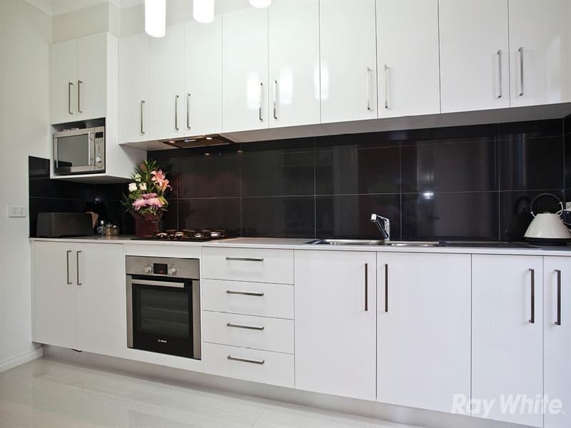 28 Kerrie Road, Glen Waverley VIC 3150