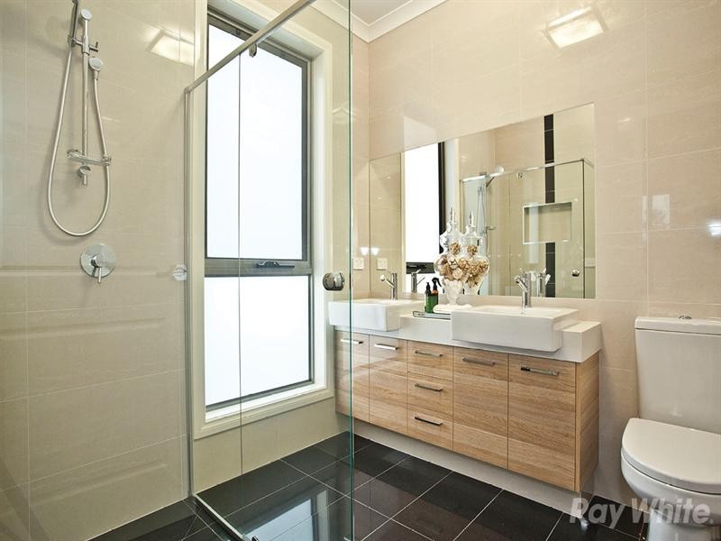 28 Kerrie Road, Glen Waverley VIC 3150