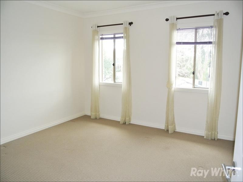 11 Somers Court, Glen Waverley VIC 3150