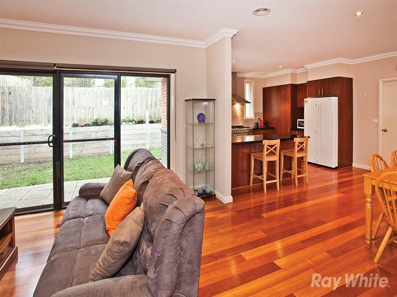 2/32 Illuka Crescent, Mount Waverley VIC 3149