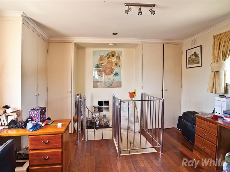 27 Charlotte Street, Glen Waverley VIC 3150