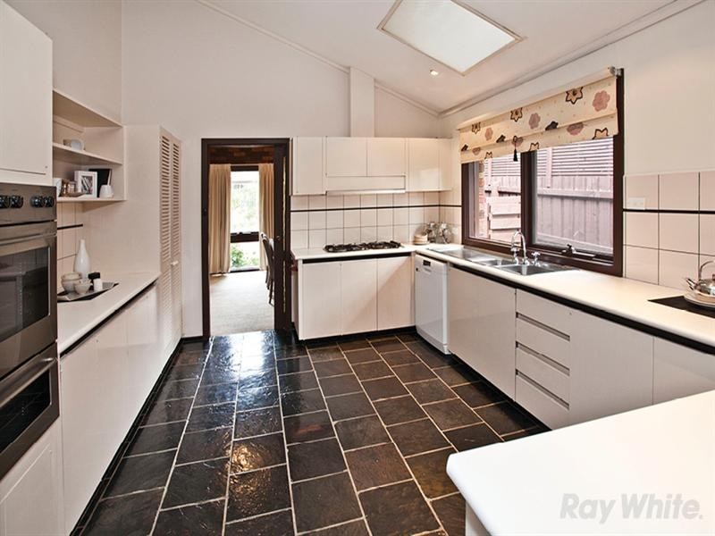 45 Madeline Street, Glen Waverley VIC 3150