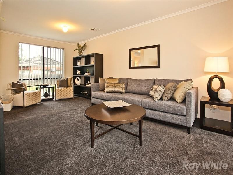 8 Baroda Avenue, Glen Waverley VIC 3150