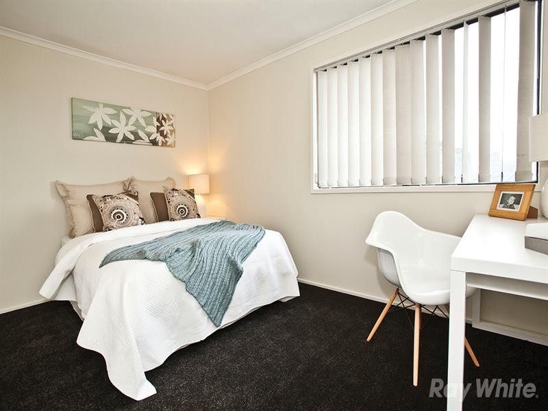8 Baroda Avenue, Glen Waverley VIC 3150