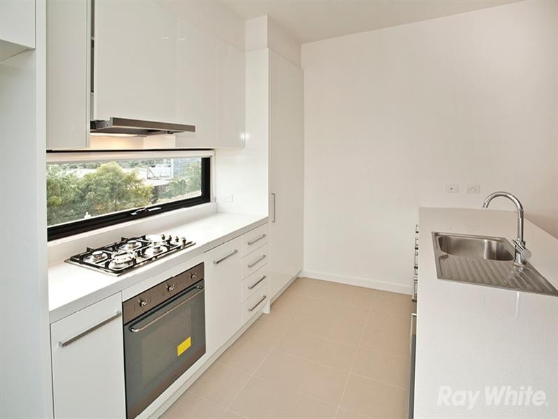 32 Oak Terrace, Wheelers Hill VIC 3150