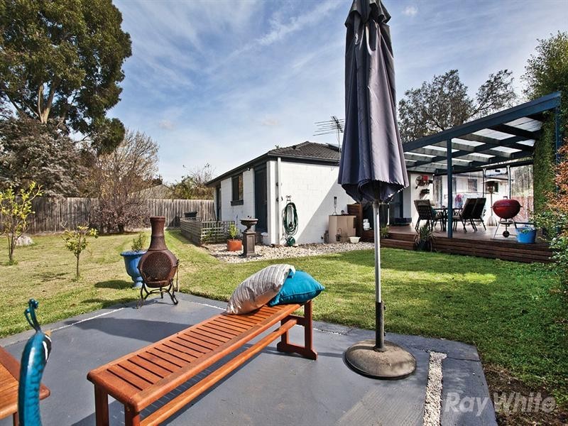 38 Excalibur Avenue, Glen Waverley VIC 3150
