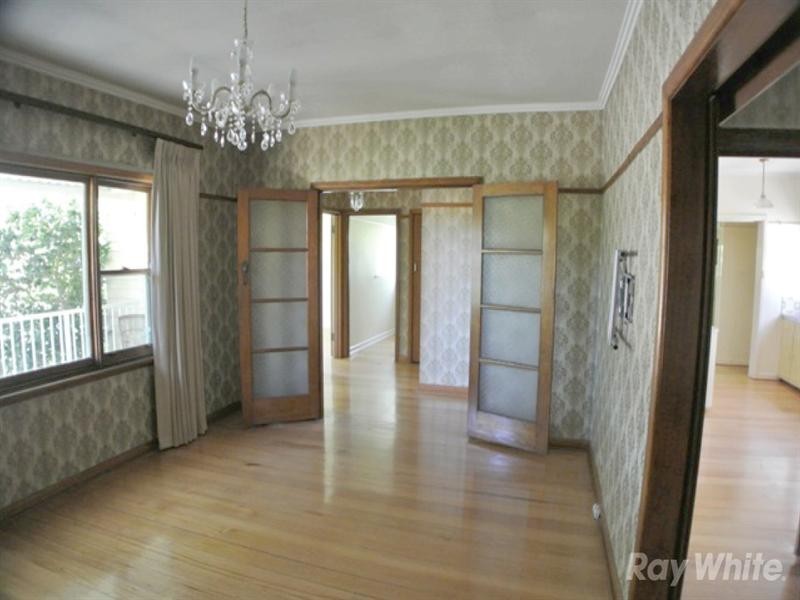 34 Vannam Drive, Ashwood VIC 3147