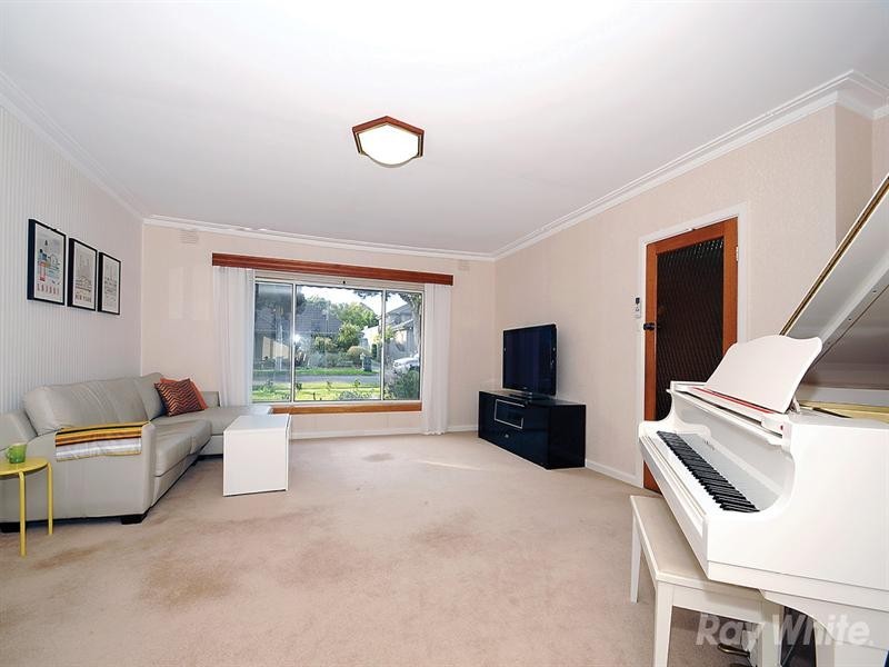 10 Lewis Street, Mount Waverley VIC 3149