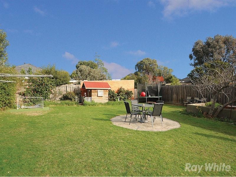 10 Lewis Street, Mount Waverley VIC 3149