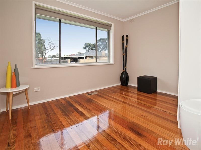 1 Gladesville Court, Dandenong North VIC 3175