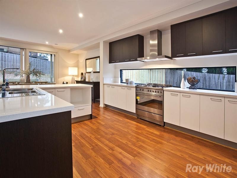 21 Barbara Avenue, Glen Waverley VIC 3150