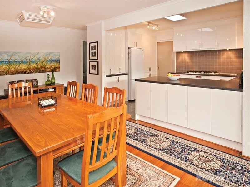 3 Cambrian Crescent, Wheelers Hill VIC 3150