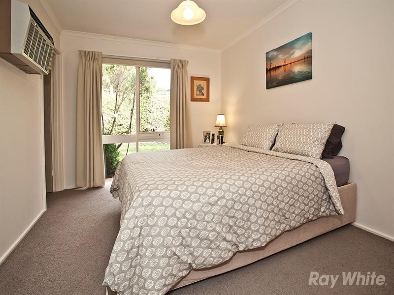 3 Cambrian Crescent, Wheelers Hill VIC 3150
