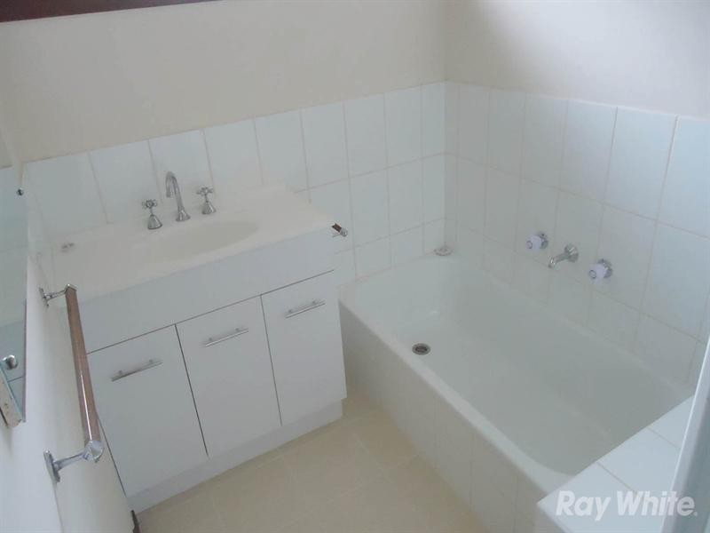 11 Ealing Court, Glen Waverley VIC 3150