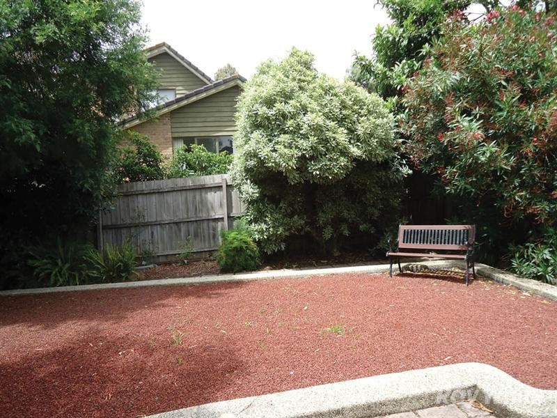 11 Ealing Court, Glen Waverley VIC 3150