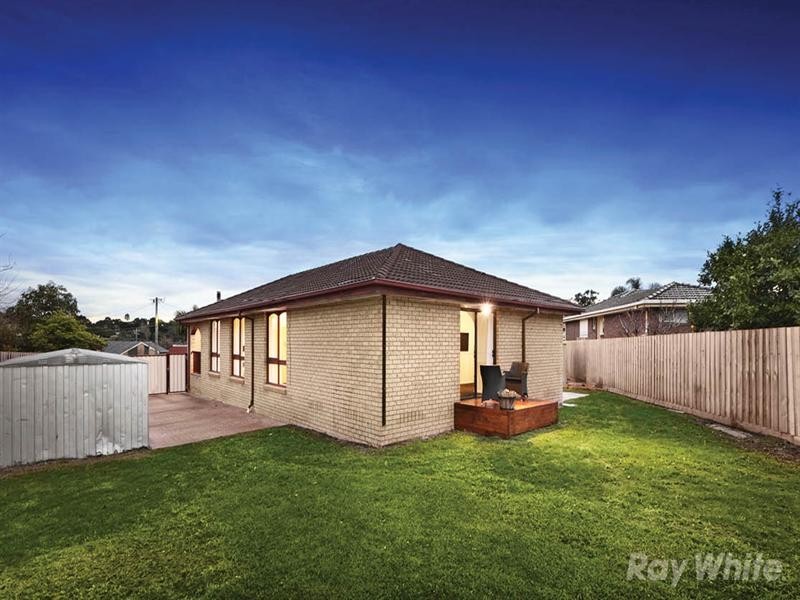 11 Chepstow Court, Noble Park North VIC 3174