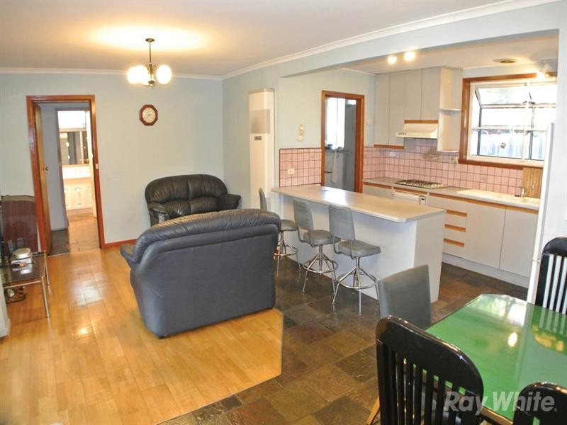 10 Kambara Drive, Mulgrave VIC 3170