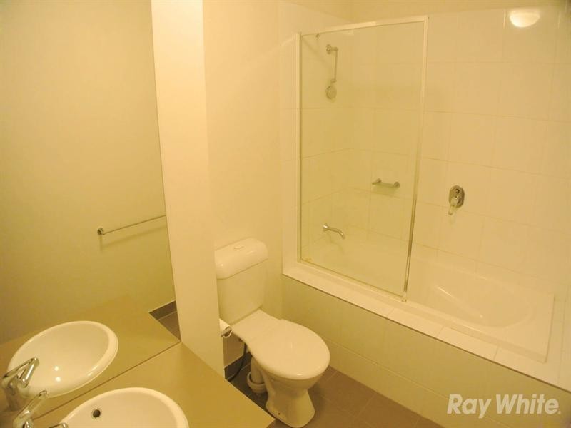 61 Waverley Park Drive, Mulgrave VIC 3170