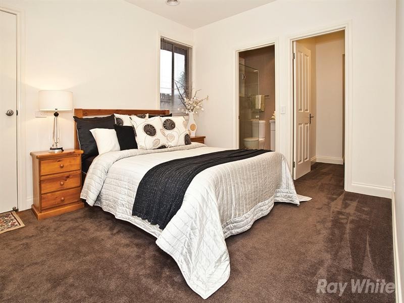 2/6 Short Street, Glen Waverley VIC 3150