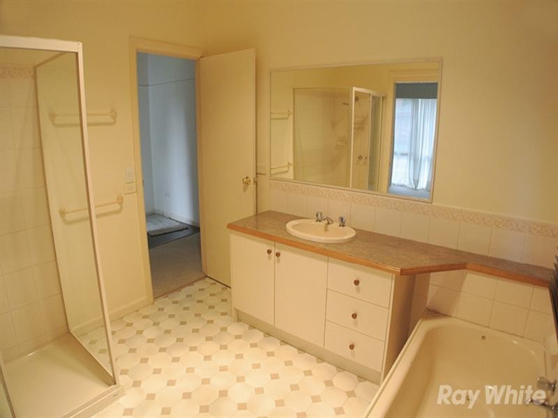 1/1 Beal Street, Mount Waverley VIC 3149