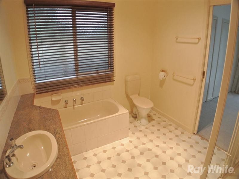 1/1 Beal Street, Mount Waverley VIC 3149