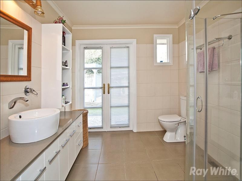 29 Winmalee Drive, Glen Waverley VIC 3150