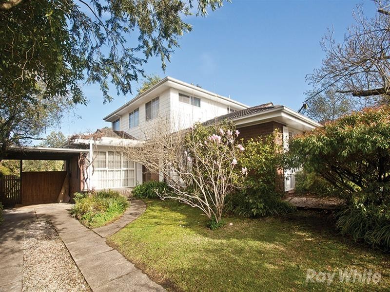 22 Hallows Street, Glen Waverley VIC 3150