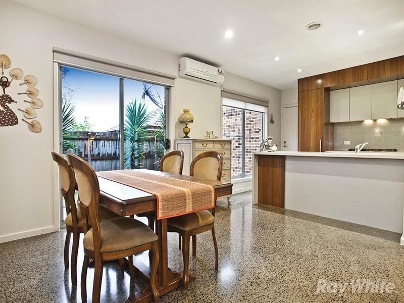 2/22 Hansworth Street, Mulgrave VIC 3170