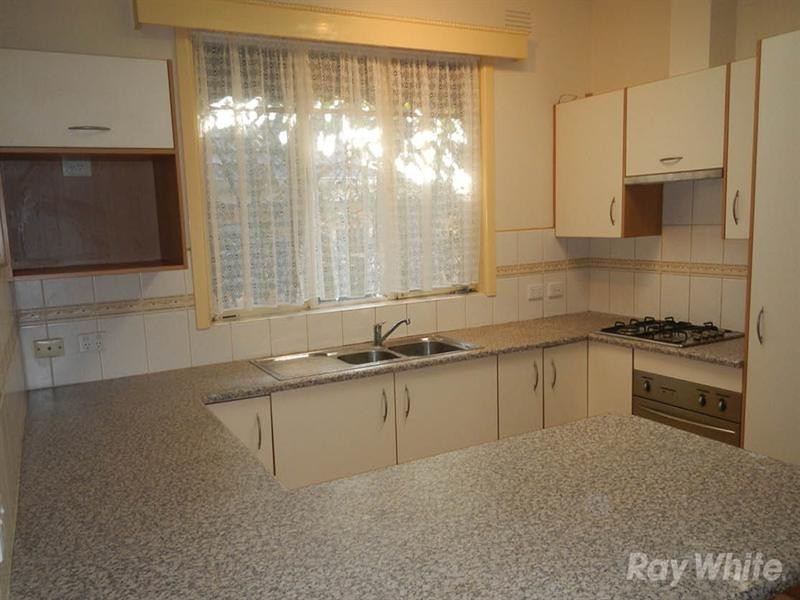 10 Farmer Street, Ashwood VIC 3147