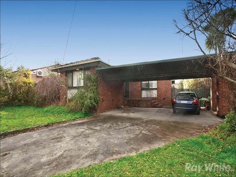33 Winston Street, Glen Waverley VIC 3150