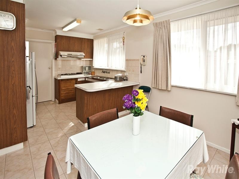 37 Sandgate Avenue, Glen Waverley VIC 3150