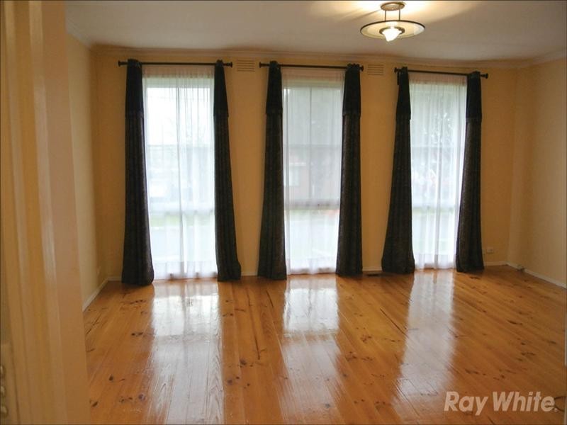 12 Garfield Court, Dandenong North VIC 3175