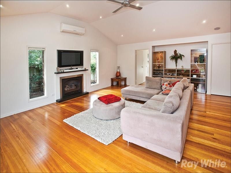 5 Stockmans Drive, Vermont South VIC 3133