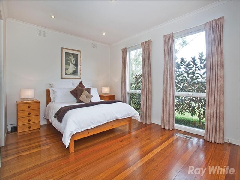 5 Stockmans Drive, Vermont South VIC 3133