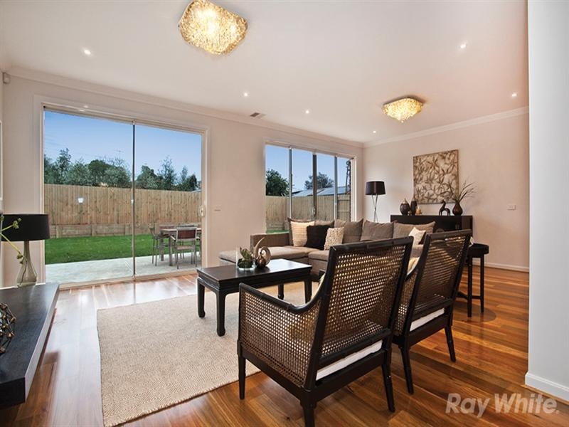 32 Vermont Street, Glen Waverley VIC 3150