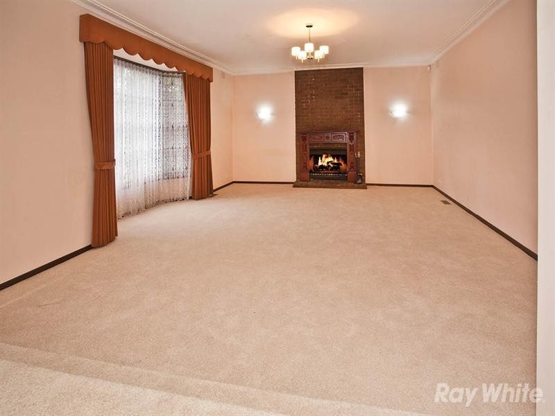 7 Strickland Drive, Wheelers Hill VIC 3150