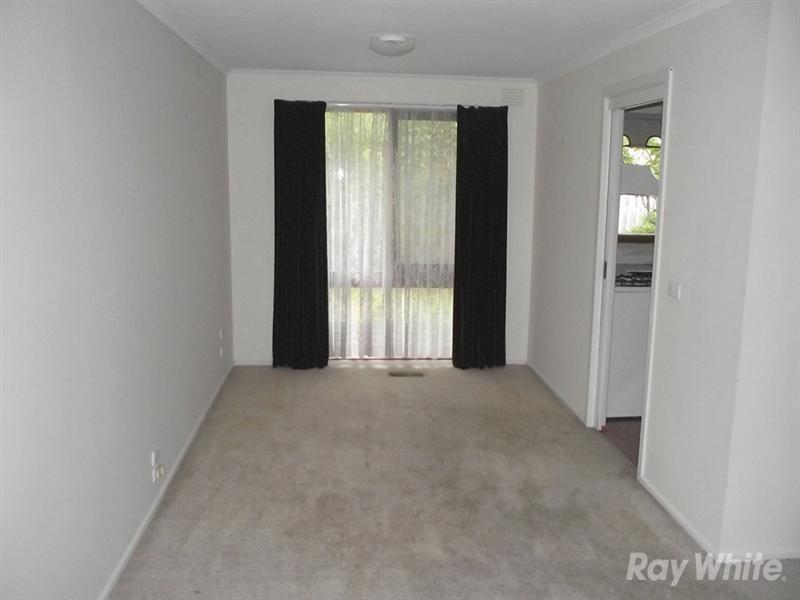 4 Camelot Drive, Glen Waverley VIC 3150