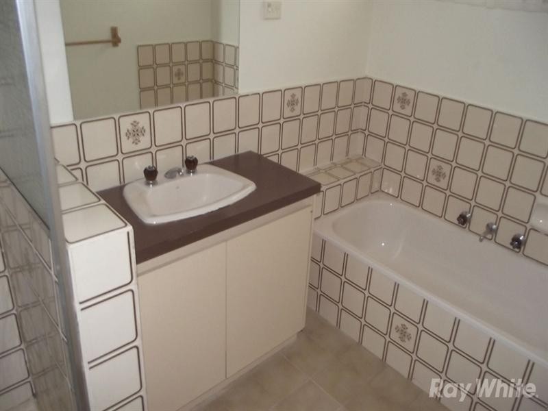 4 Camelot Drive, Glen Waverley VIC 3150