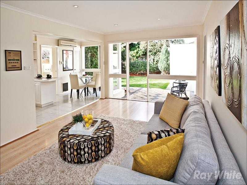 2/108 Blackburn Road, Doncaster East VIC 3109