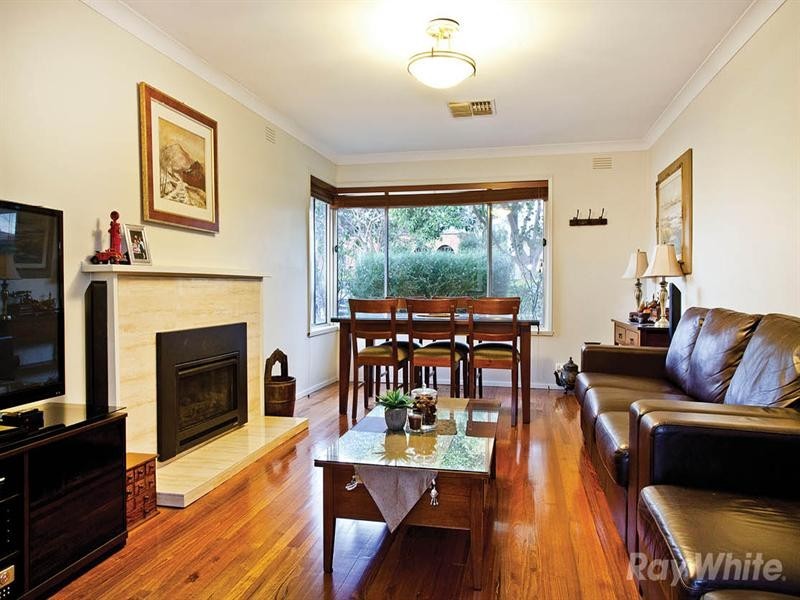 25 Huxley Avenue, Mulgrave VIC 3170
